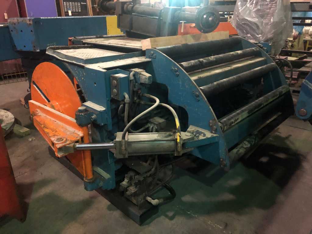 Custom, spool scrap winder, 26" W x 33" dia., 54" face cross over rolls - Image 2