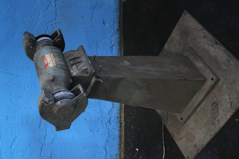 Dayton #1Z7075, double end grinder, 8" wheel diameter, 3/4 HP, #76588 - Image 3