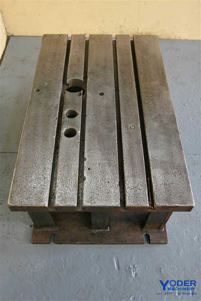 Steel fabricated box drill table, 42 L x 26 width x 18 H, 4 T-slots, #19987 - Image 4