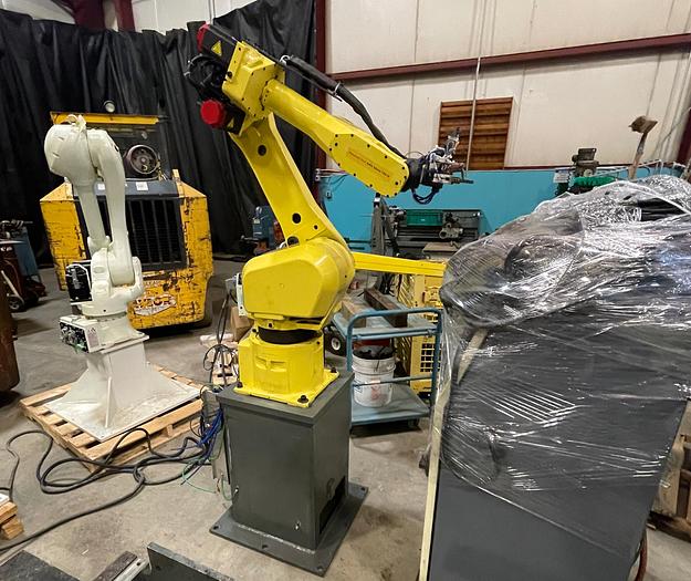 Fanuc, ArcMate 120iB, 6-Axis robot w/R-J3iB controller, 20 kG, 1667mm reach, 2005, #104978 - Image 1