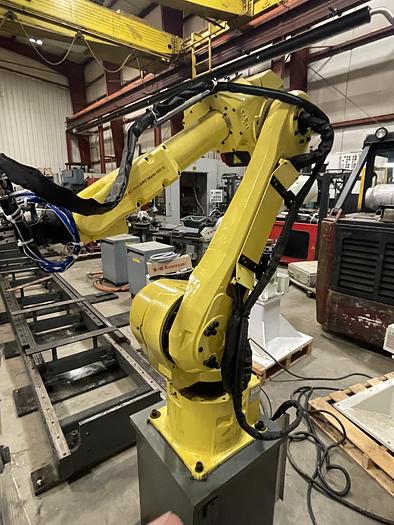 Fanuc, ArcMate 120iB, 6-Axis robot w/R-J3iB controller, 20 kG, 1667mm reach, 2005, #104978 - Image 2