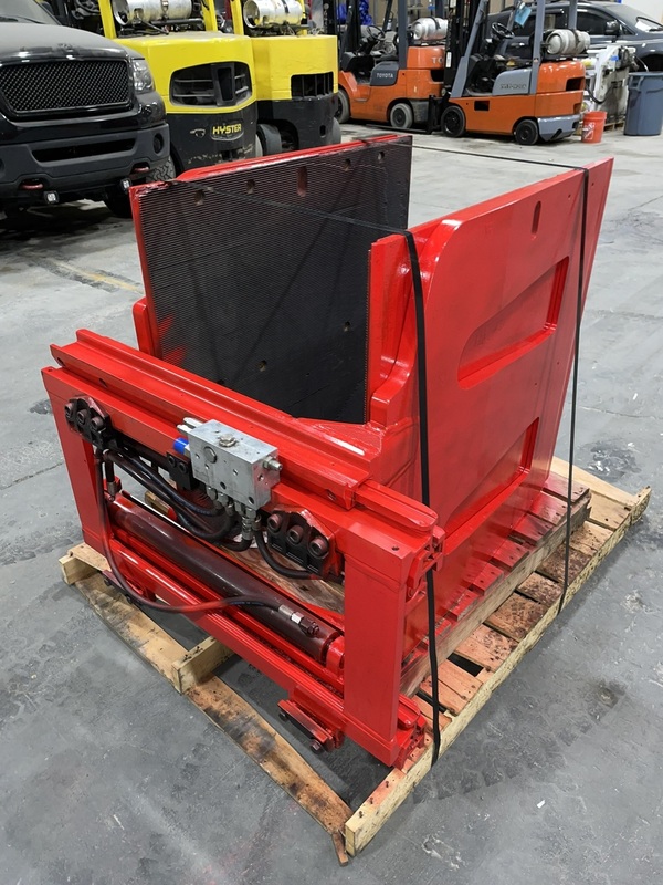 Bolzoni Auramo #LS14J7A, 2500 lb. capacity carton clamp, 48" width, 2300 psi, 2015 - Image 3