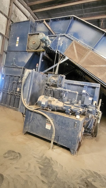 Marathon #TS-2000, comparator, 9" ram cylinder bore, 190900 lb ram force, 34 psi - Image 1