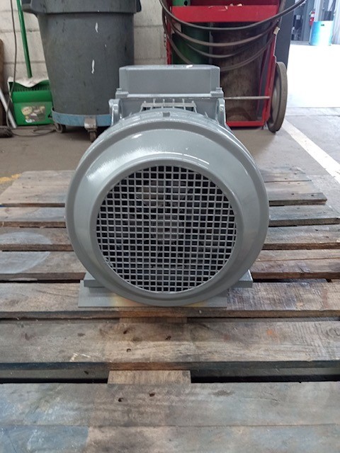 16 KW HP 3505 RPM ABB, Frame 160M, TEFC AC Metric Motor, 440 Volts - Image 4
