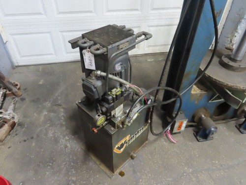 Bowers #23, 23.5" hydraulic tank discharge press, 40 gallon, 3 HP, 30" stroke - Image 3