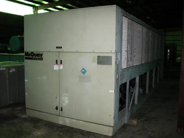 195 Ton, McQuay & Snyder ALR195C-X, Air-Cooled Liquid Chiller, R-22, 380/150 psig, 1995 - Image 3