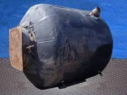 6000 gallon R & Y Company, Intercooler, 108" diameter x 156" L tank, 1990 - Image 3