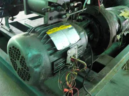 222 gallons, RVS, Recirculating System, 24" diameter x 10' 5" H tank, 20 GPM pump, 2/3 HP motors, 1999 - Image 9