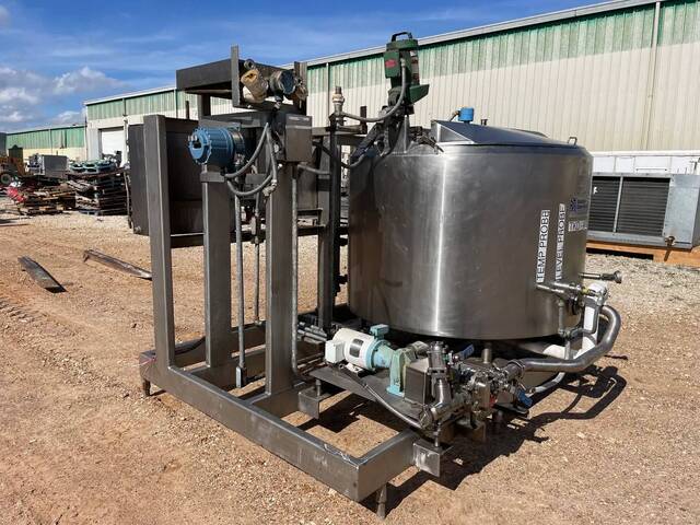 300 gallon Waukesha Cherry Burrell, Process Mixing Agitator Tank Package, 300 GPM, 100 psi, 1997 - Image 8