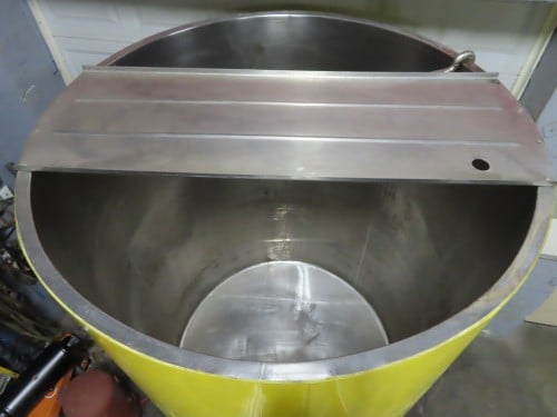 1000 gallon Vertical Stainless Steel tank, 62" dia. x 83" straight wall, flat top w/removable top doors - Image 5