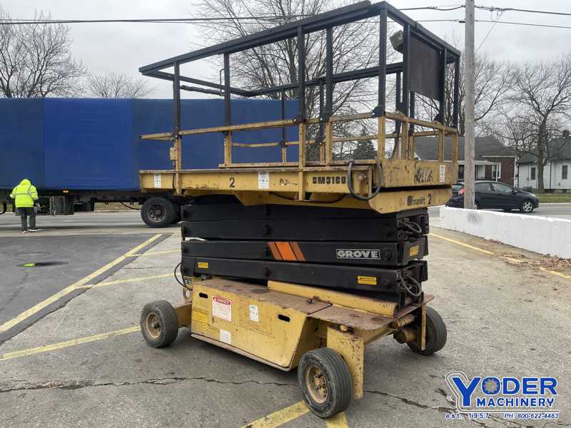 1245 lb. Grove #SM3160E, scissor lift, 31'17" working height, 2 MPH, #74952 - Image 2