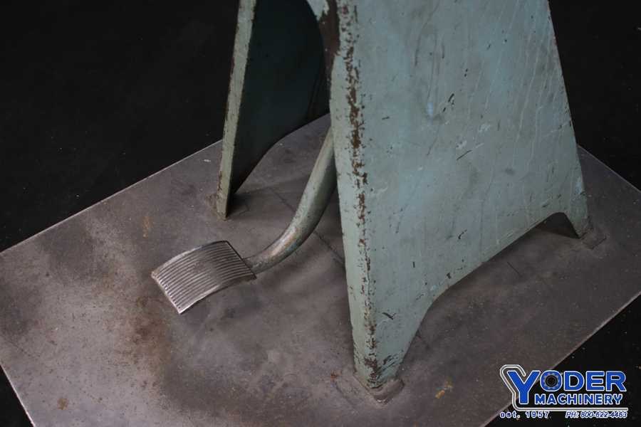 Marchant #6FG, shrinker/stretching machine, 6" throat, 70000 lb.tensile strength, #74901 - Image 3