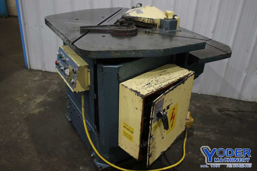1/8" x 8-5/8" x 8-5/8" Amada #CSW-220, corner notcher & coper, 36 SPM, 3 HP, #76771 - Image 3
