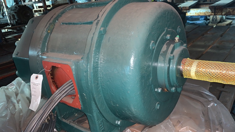 25 HP 1175 RPM P & H, Frame HEW405, open, double shaft, 230/440 Volts, new surplus (3 available) - Image 1