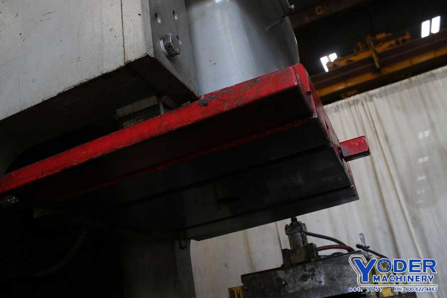 80 Ton, Han Oul #HNCP-80, gap frame press, 5.11" stroke, 13.77" Shut Height, air clutch, 15 HP, 1993, #70509 - Image 8