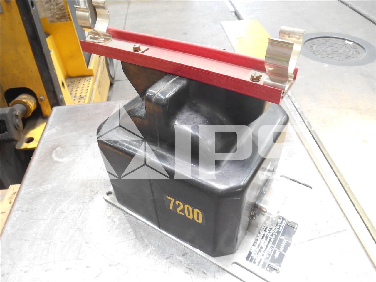 ABB 60:1 Viz-11 Potential Transformer 15kv, 110 KV Bil, 7200:120, Single Fuse - Image 1