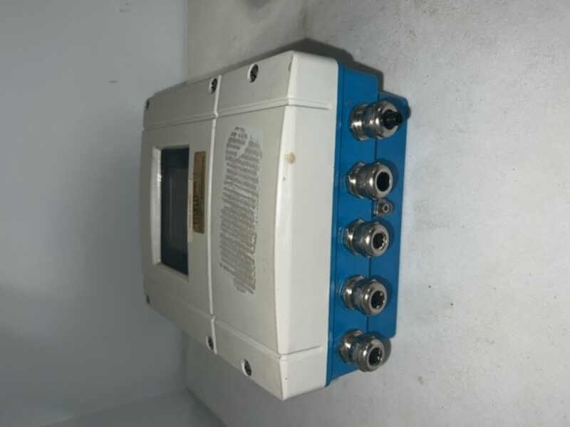 Endress & Hauser #53H22-1G0B1AC1ABAA, Flow Meter, 20-55 VAC, 16-62 VDC - Image 2
