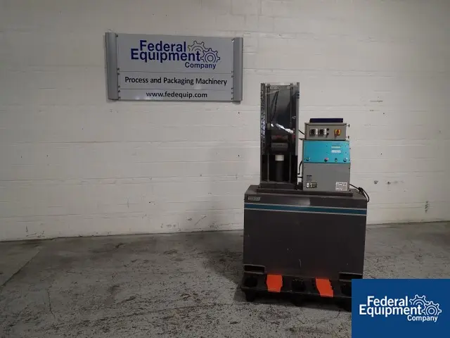 15 Ton, Carver #3888, hydraulic press, 6" x 6" platen, heated platens with temperature contoller, press - Image 1