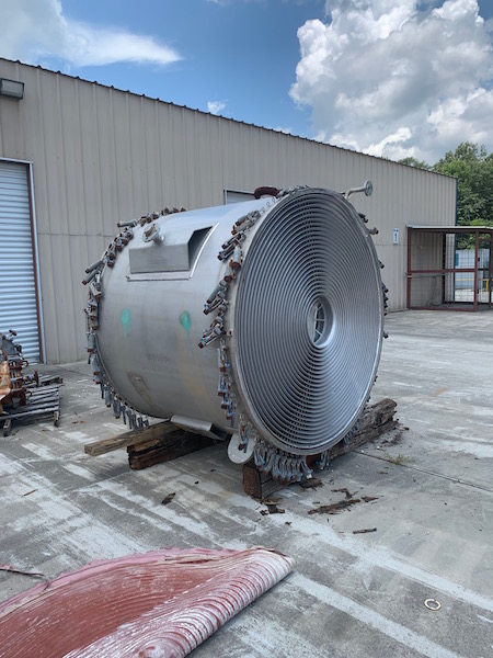 2561 sq.ft., Spiral heat exchanger, 174 psig @ 392 deg. F., 316L Stainless Steel - Image 1