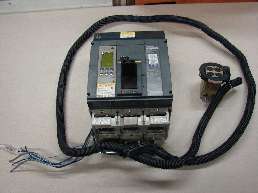1200 Amps, Square D breaker, PJ 1200 PJ A36120U64AE1, new - Image 1