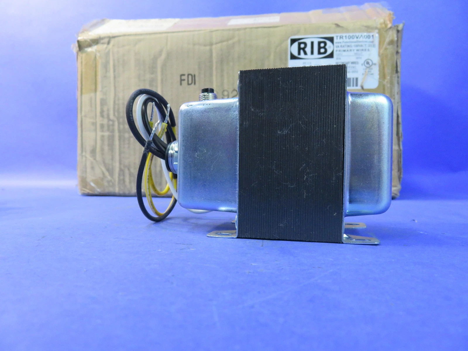 100 VA, RIB TR100VA001, rib, 120-24 Volts foot & single threaded, new - Image 8