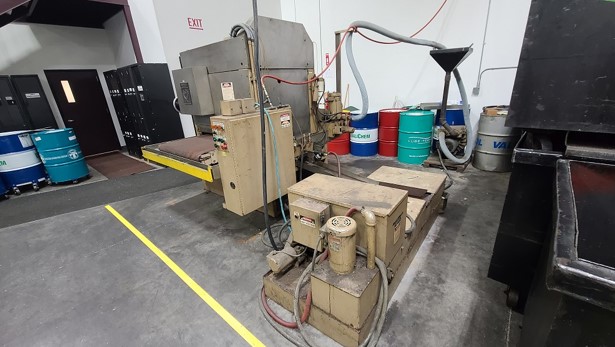 37" x 60" Timesavers #137-2HDCMW, 2-Head Belt Sander, 15-45 FPM - Image 2