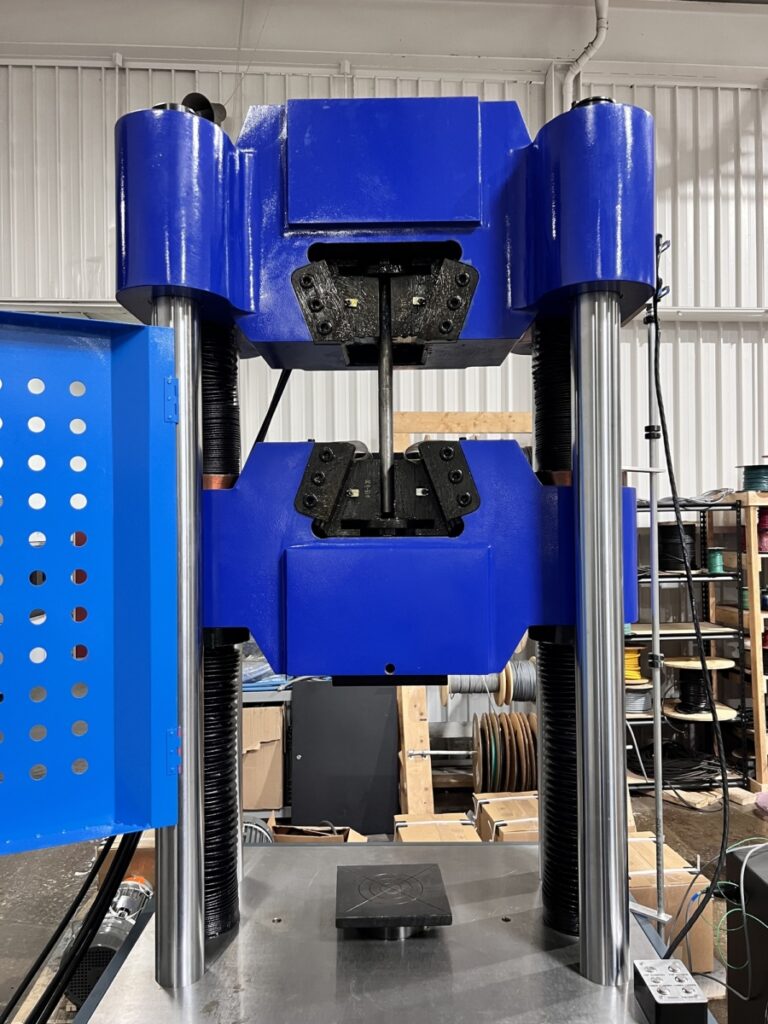 200000 lbf. (1000kN) Frank Bacon #FB-1000H, hydraulic tension & compression testing, hydraulic gripping system - Image 4
