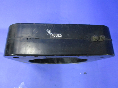 Instrument Transformers 140-402, current transformer, 4000:5 ratio, 600 Volts, 50/400 Hz (8 available) - Image 3