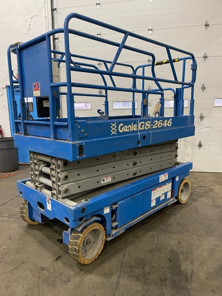 1000 lb. Genie #GS-2646, manlift, 32'1" working height (indoor), 3 person occupancy, #75929 - Image 1