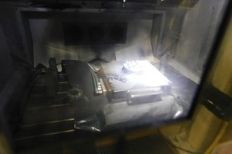 Makino #E33, hard milling-graphite vertical machining center, 30 automatic tool changer, 25.6" X, 17.7" Y - Image 2