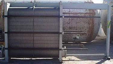 3075 sq.ft., APV, SR950, Plate Heat Exchanger, Stainless Steel, (294) plates, 1400 GPM, 8732500 BTU/hr., 150 - Image 4