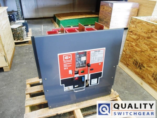 4000 Amps, Square D, DSII-840, electrically operated, manually operated, drawout, 85kA @ 480V AIC, 3 Poles - Image 1