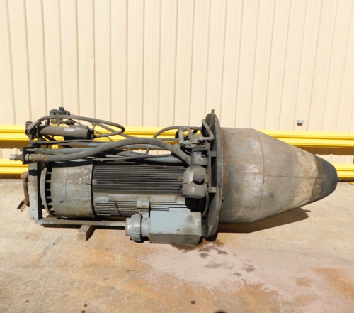Philadelphia atom spray dryer, 300 HP, 3575 RPM, 4000 V., (2) 1.5 HP pump motors - Image 1