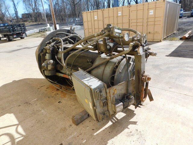 Philadelphia atom spray dryer, 300 HP, 3575 RPM, 4000 V., (2) 1.5 HP pump motors - Image 8