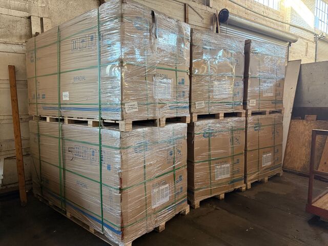 540 Watt ET Et Solar #ET-M772BH540TW, solar panels, brand new - Image 6