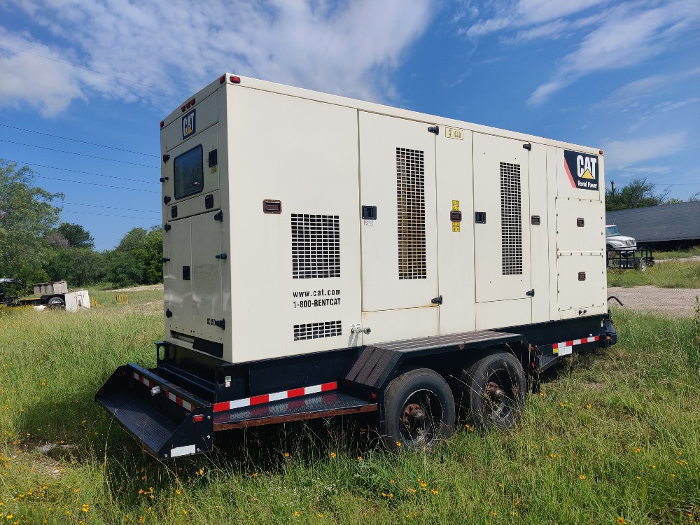 350 KW Caterpillar #XQ350, standby, sound attenuated enclosure, 480 Volts, rental style generator set, 2014 - Image 2