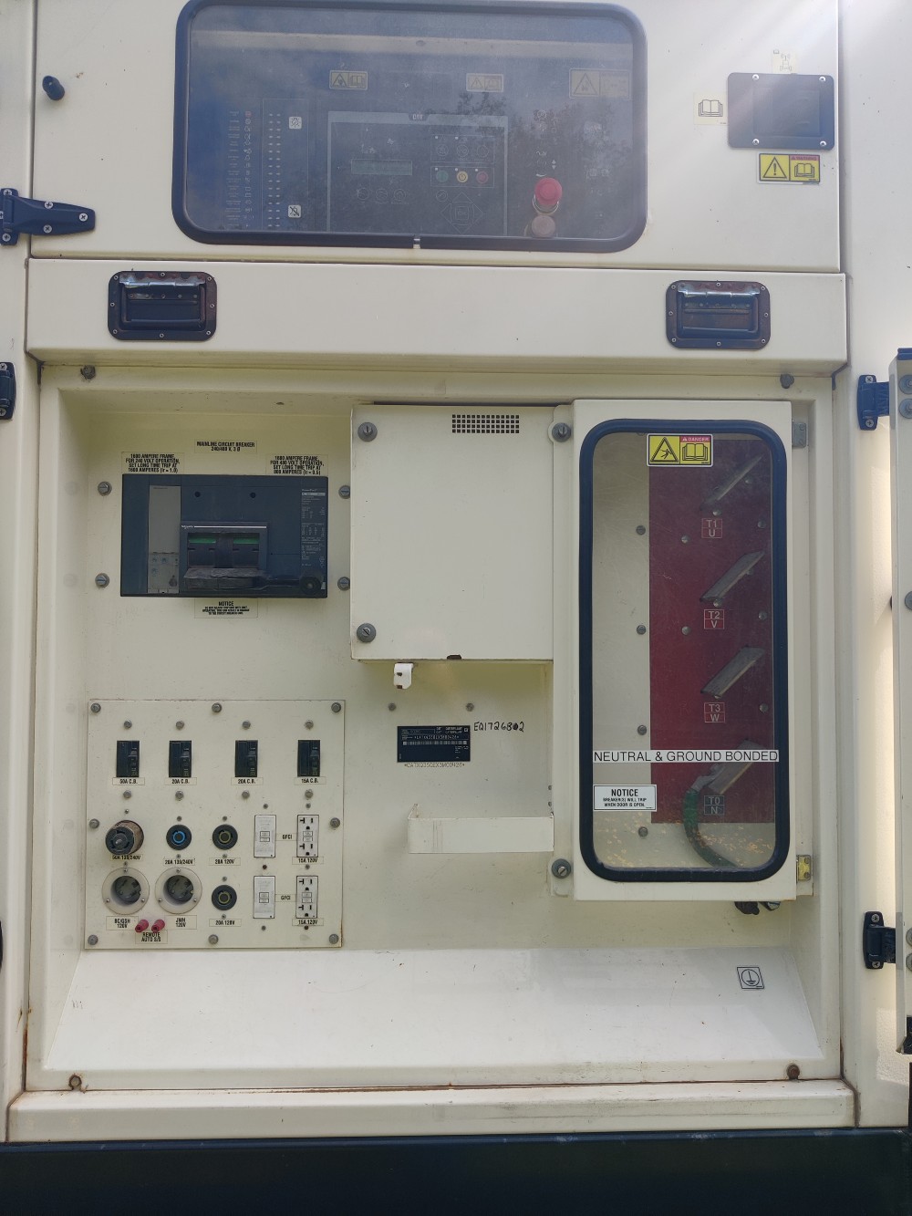 350 KW Caterpillar #XQ350, standby, sound attenuated enclosure, 480 Volts, rental style generator set, 2014 - Image 8