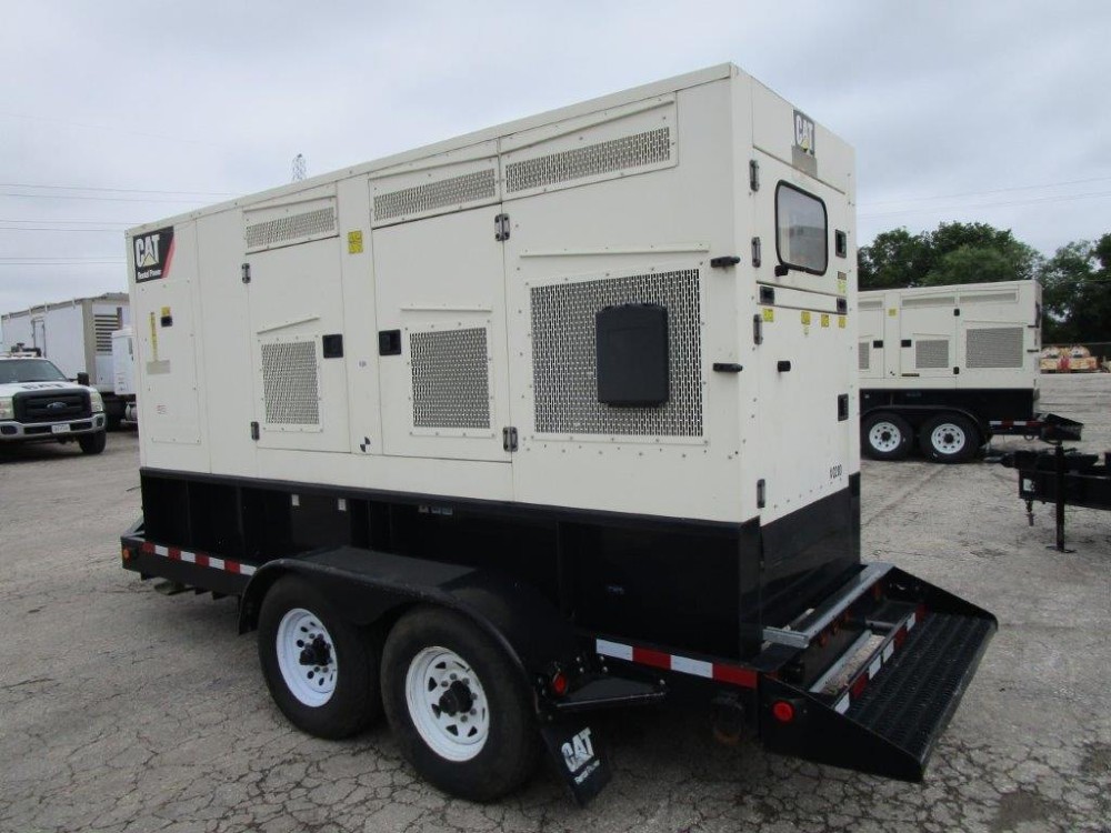 200 KW Caterpillar #XQ200, standby, sound attenuated enclosure, rental style generator, 2014 - Image 2