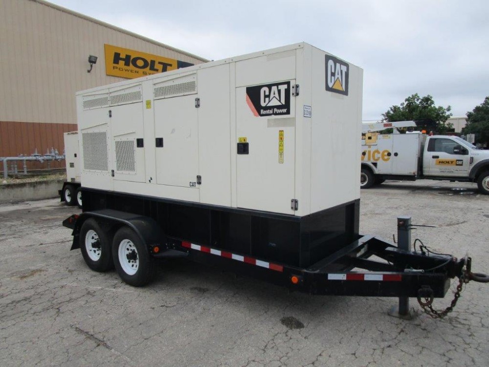 200 KW Caterpillar #XQ200, standby, sound attenuated enclosure, rental style generator, 2014 - Image 3