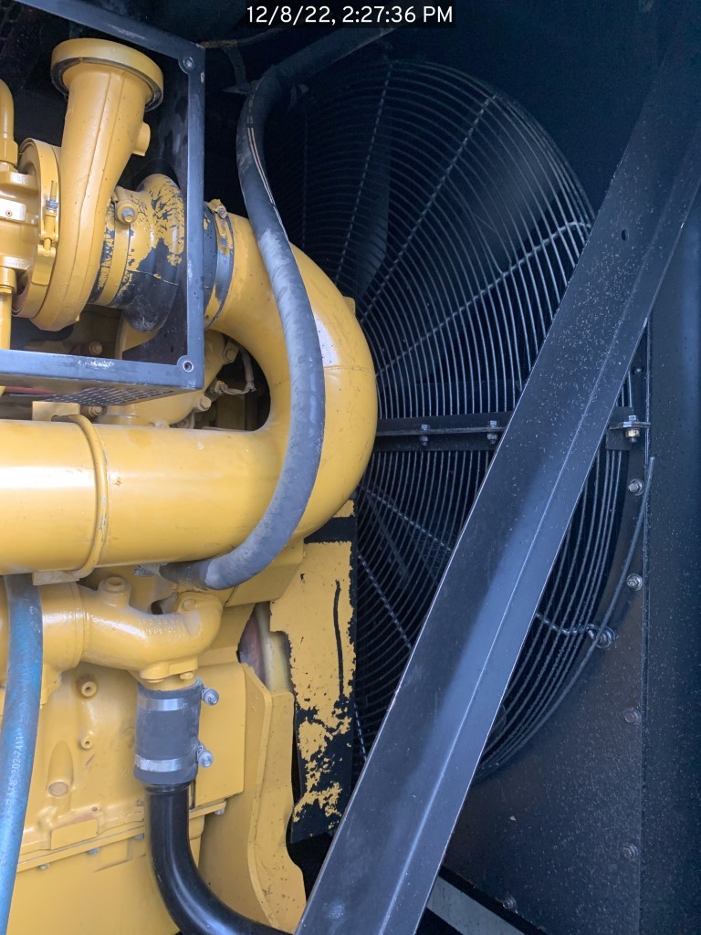 600 KW Caterpillar #XQ600, standby, sound attenuated enclosure, 480 Volts, rental style generator, 2007 - Image 4