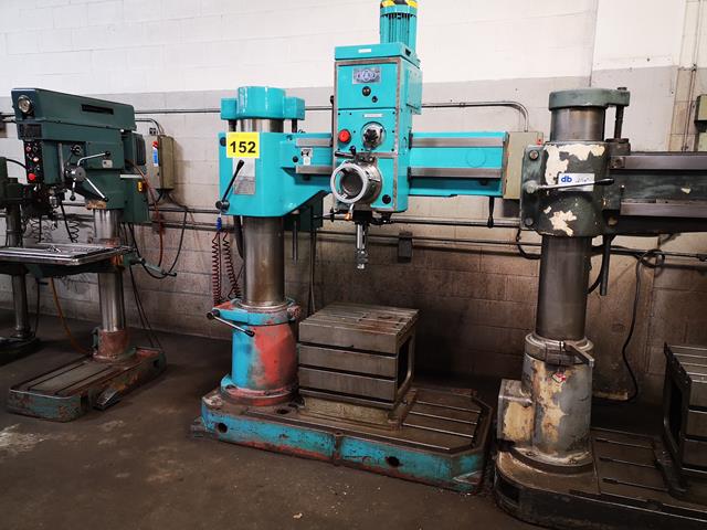 4' Mas #V032, radial arm drill with box table - Image 2