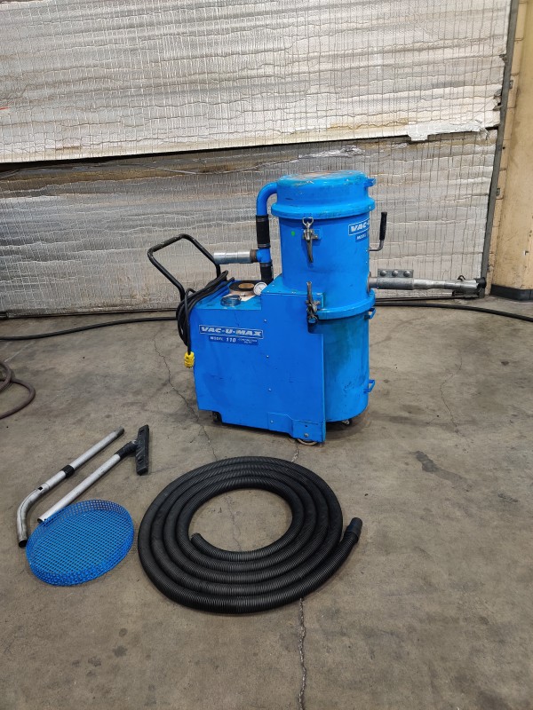 Vac-U-Max #110, Explosion Proof Shop Vacuum, Maximum Suction Power 7" Hg. (240mbar), 1994 - Image 4