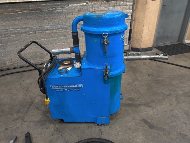 Vac-U-Max #110, Explosion Proof Shop Vacuum, Maximum Suction Power 7" Hg. (240mbar), 1994 - Image 5