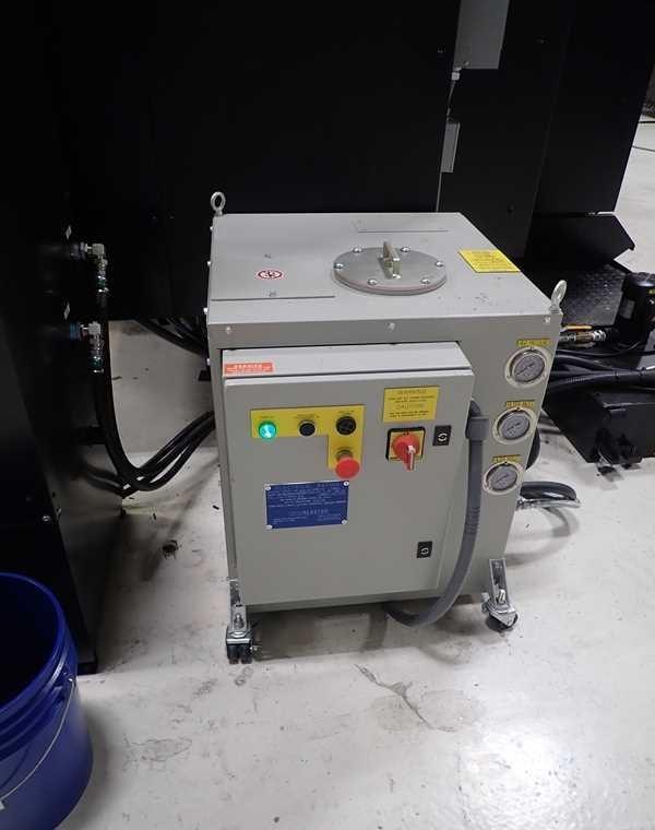 OKK #VB53a, 41" X, 20" Y, 20" Z, 20000 RPM,Cat 40 BIG+, 49" x23"table, 30 automatic tool changer,thru spindle - Image 7