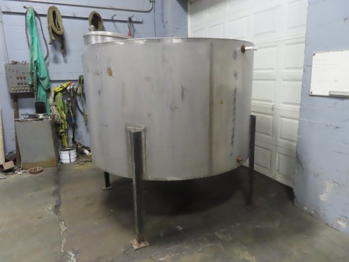 900 gallon Stainless Steel vertical tank with cone bottom, 75.5" dia. x 48" straight wall - Image 2