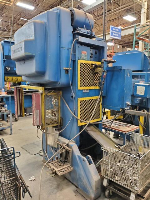 45 Ton, Bliss #C-45, OBI flywheel press, 4" stroke, 11.25" Shut Height, 3" adj., 29.5" x18" bed, light - Image 8