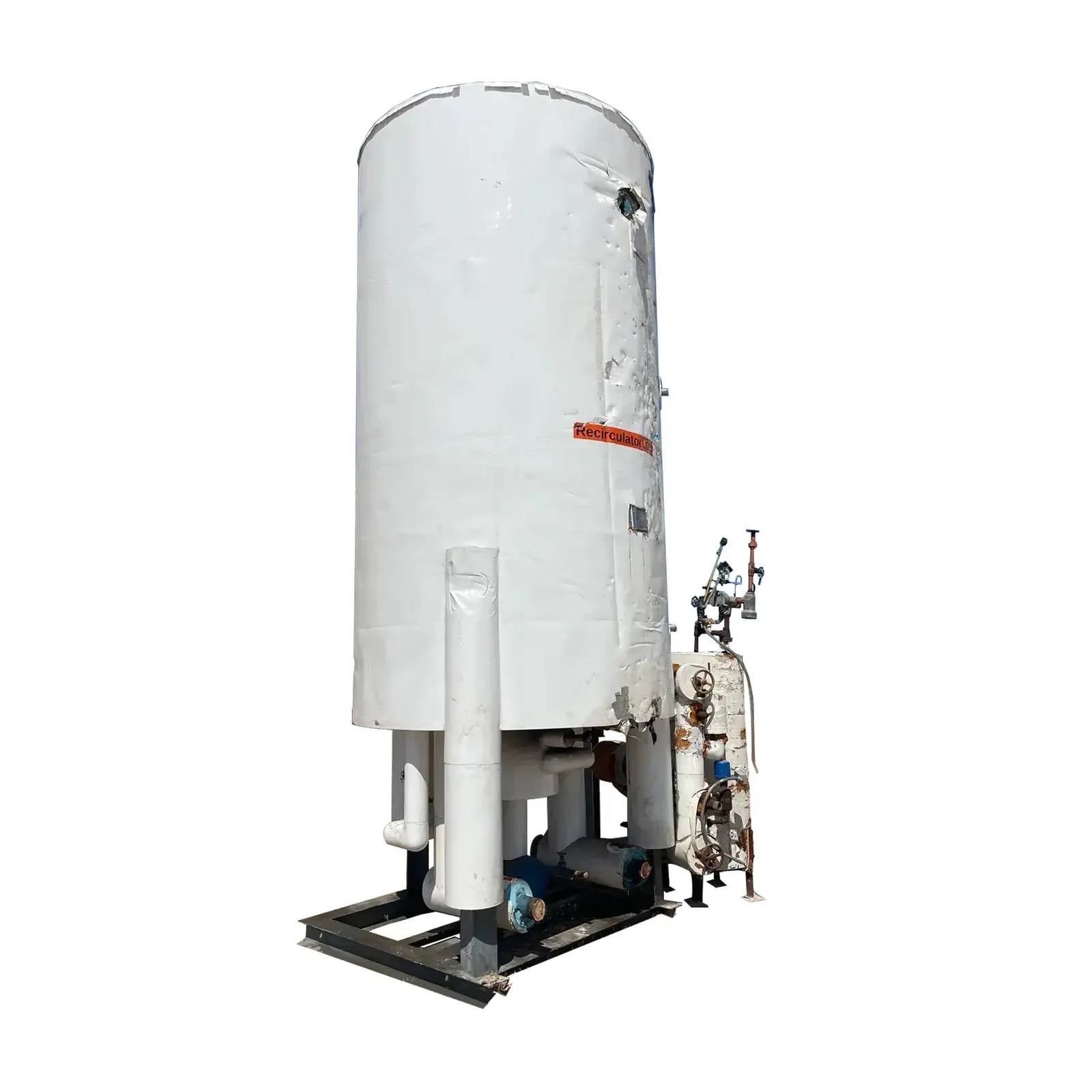 1405 gallons, RVS, Vertical Ammonia Recirculator, 50" x 132" tank, 250 psi @ 300 F, (2) 10 HP pump, 1996 - Image 2