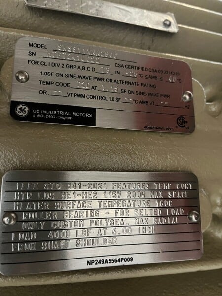 200 HP 1200 RPM General Electric, Frame 508/9L, TEFC, Roller, IEEE 841,2300/4160 Volts, new, Q883 (2 - Image 2