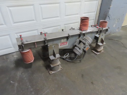 5.5" wide x 6' long, Carrier vibrating conveyor, Stainless Steel, clamp on top cover, 4 springs - Image 2