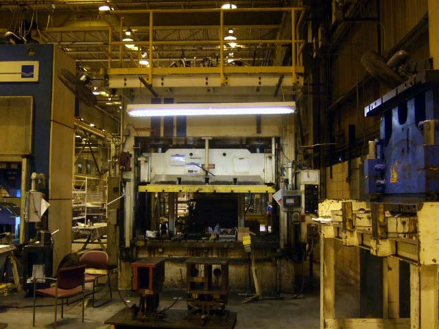 200 Ton, Pacific #200-D8-48-96, Straight Side Hydraulic Press, 24" stroke, 36" daylight, 1992 - Image 2